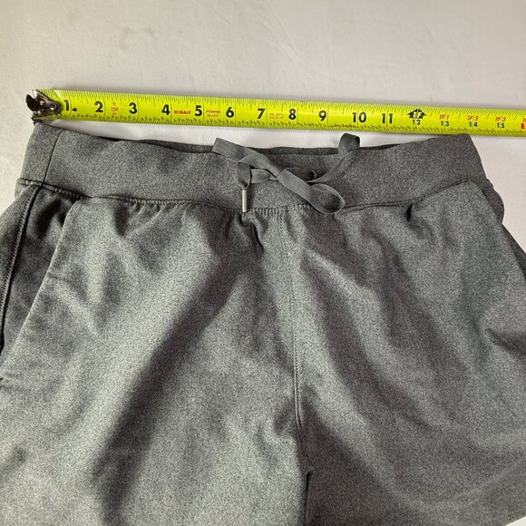 Old Navy Active Shorts Powersoft Gray. High-Rise Go-Dry.  Size women's Small - Picture 8 of 9
